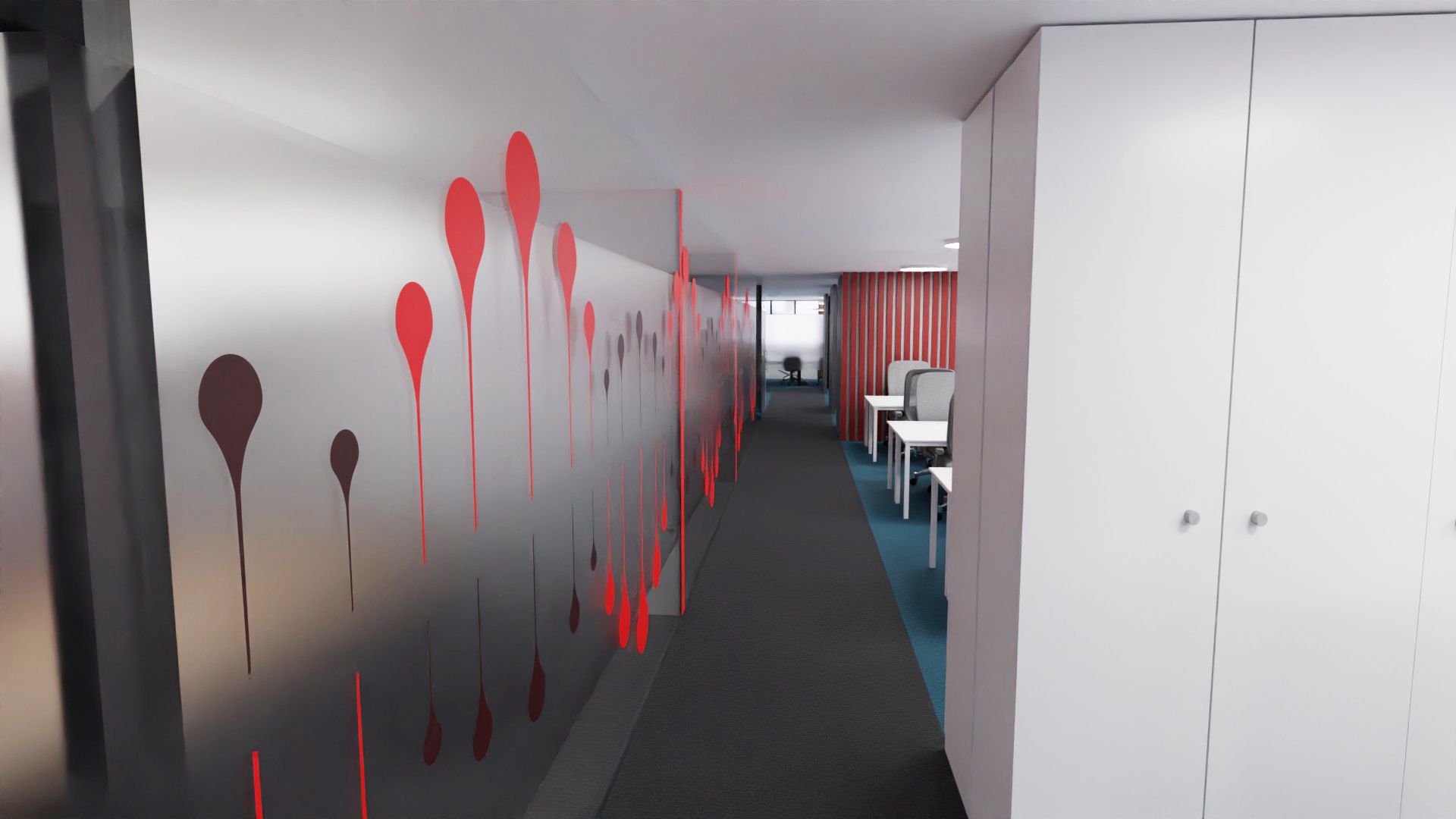Corredor com uma divisória de vidro com os grafismos de gotas vermelhas e pretas de um lado, armários brancos do outro, e uma zona de trabalho ao fundo junto a uma parede de ripado vermelho.